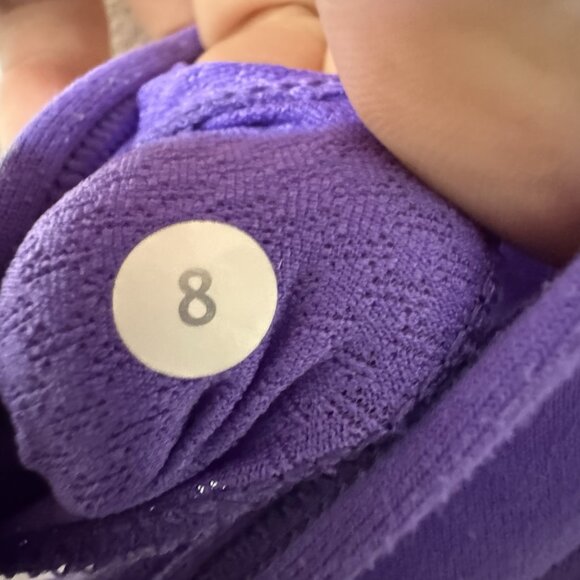 Lululemon No Limits Tank Top Women’s 8 Purple Built In Bra Layered Workout Gym - Picture 5 of 6